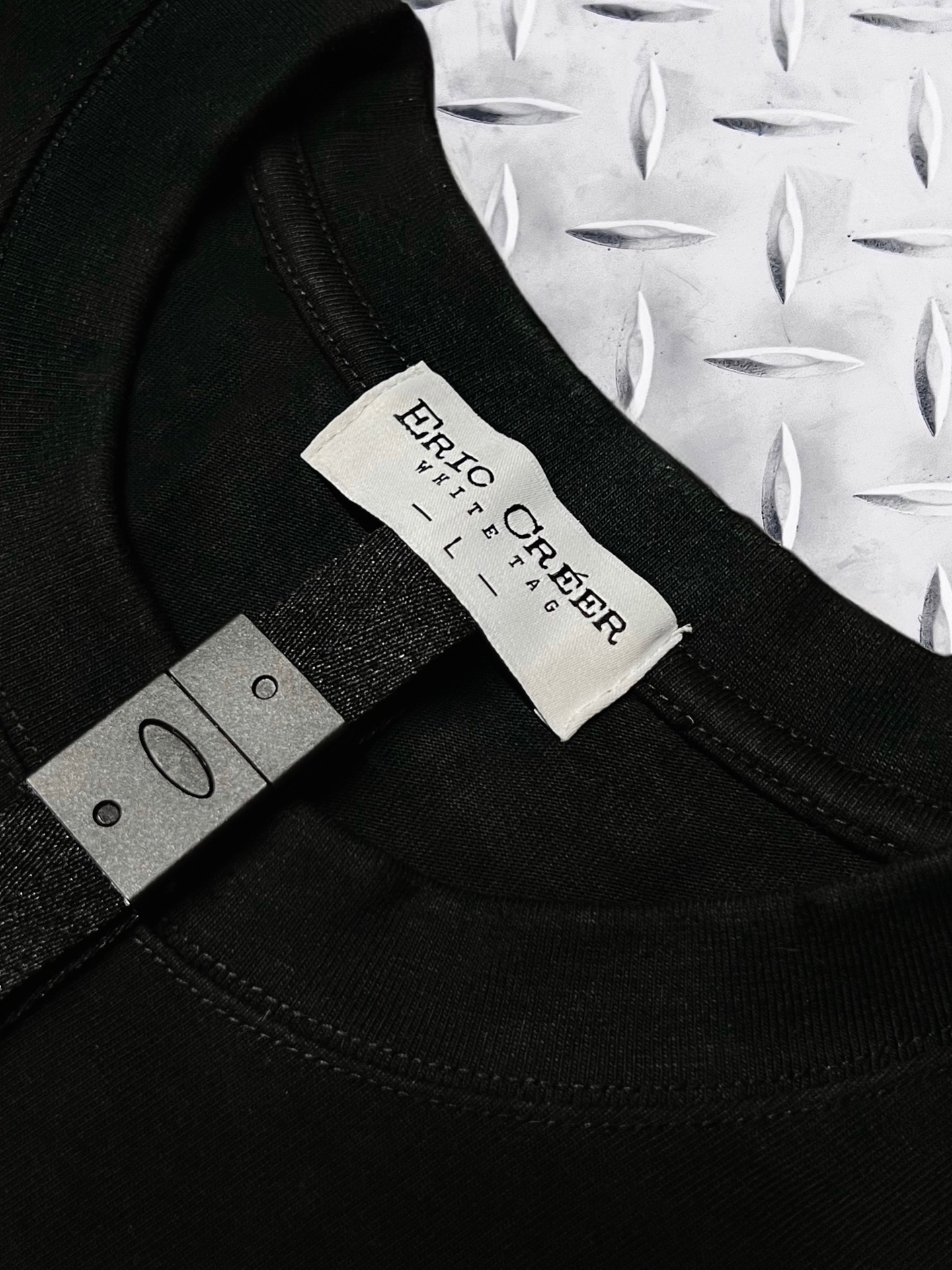 - STOP!!- WASHED BLACK TEE